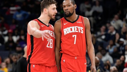 乌度卡谈KD申京配合：他们整赛季都在培养默契 对手必须做出选择