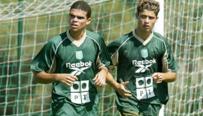 爱游戏娱乐网址-【揭秘】C罗和佩佩2002年差点在里斯本竞技成队友